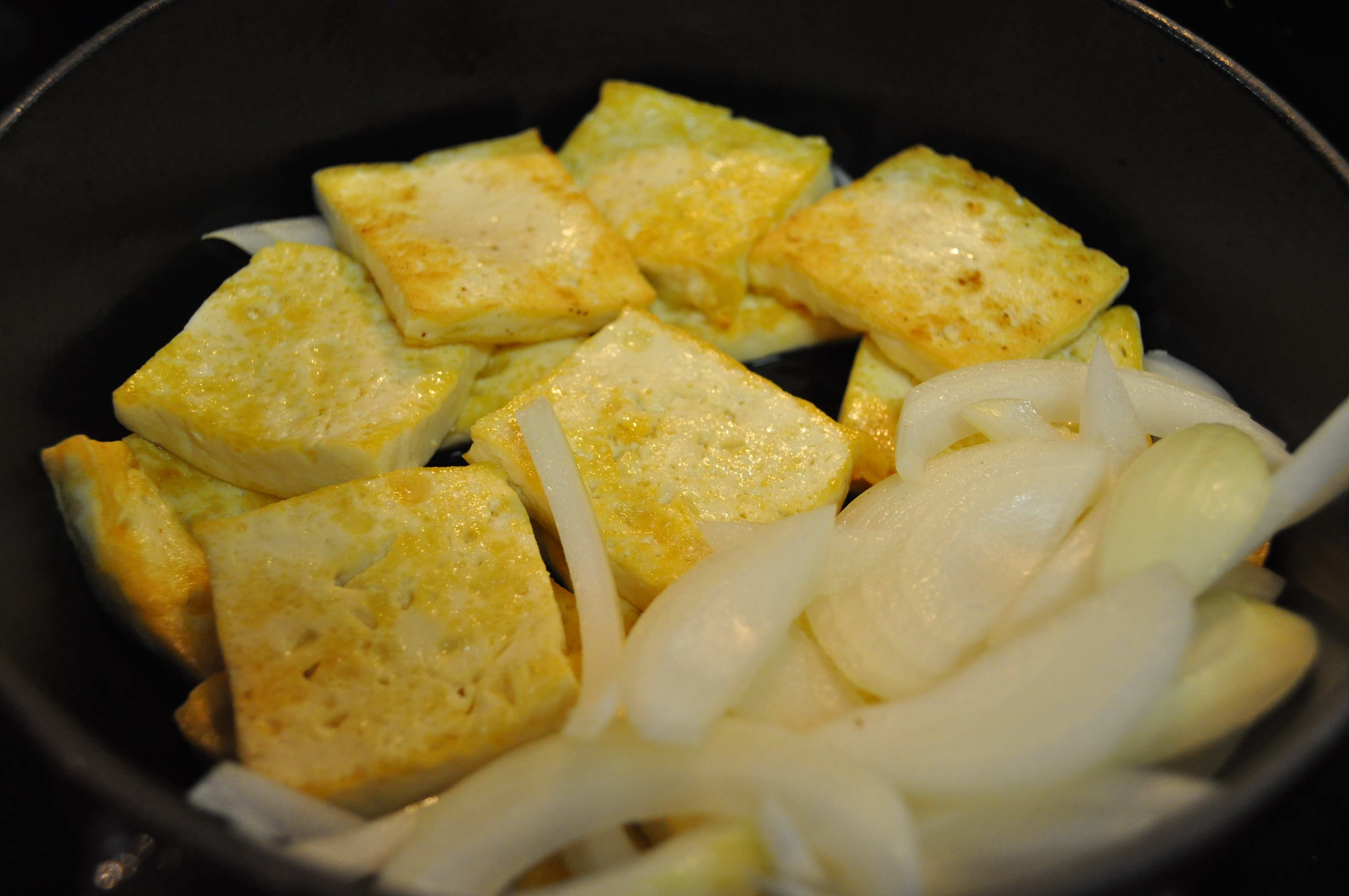 Tofu in pot for Jorim