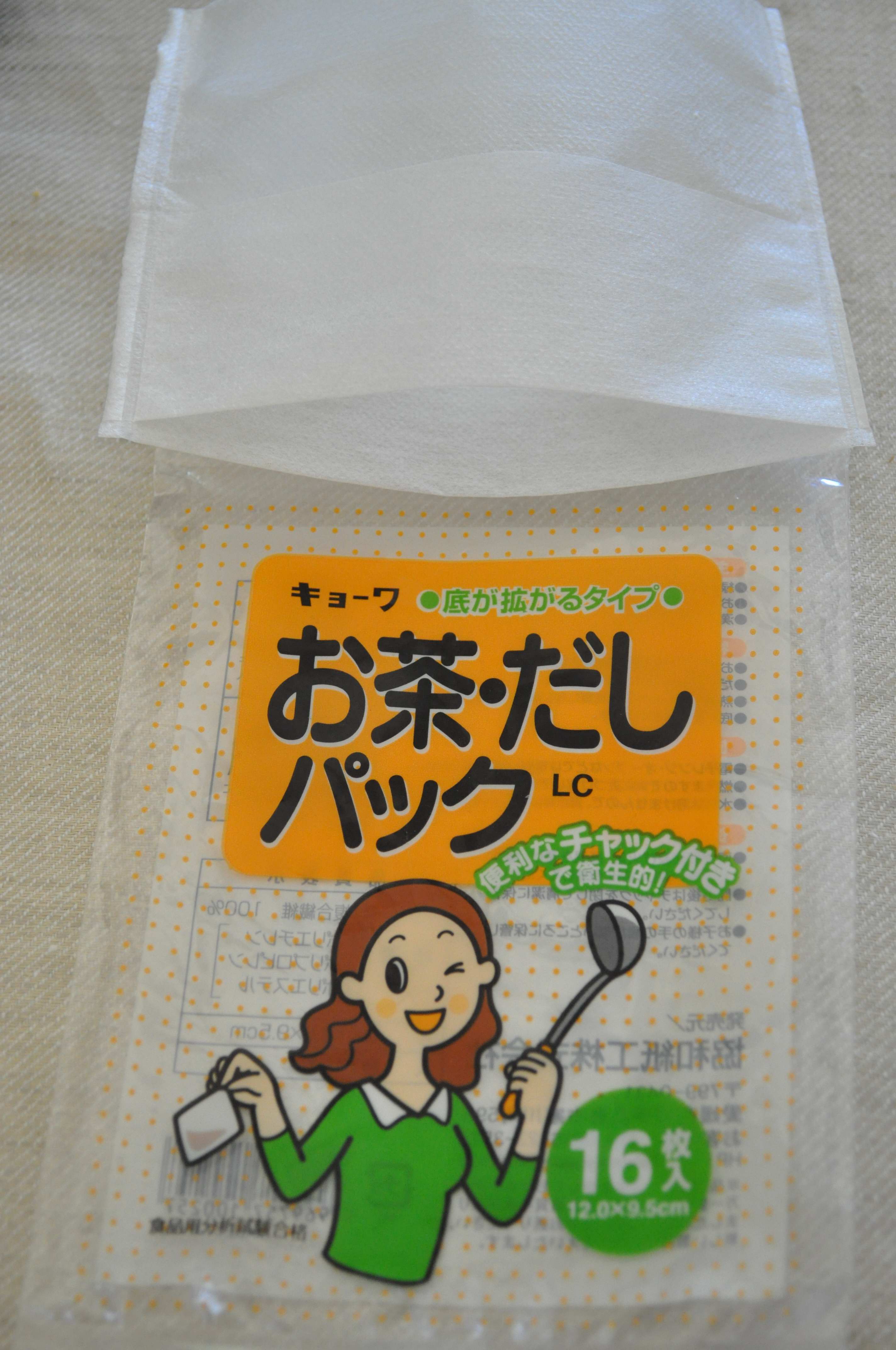 Paper bag for making anchovy stock