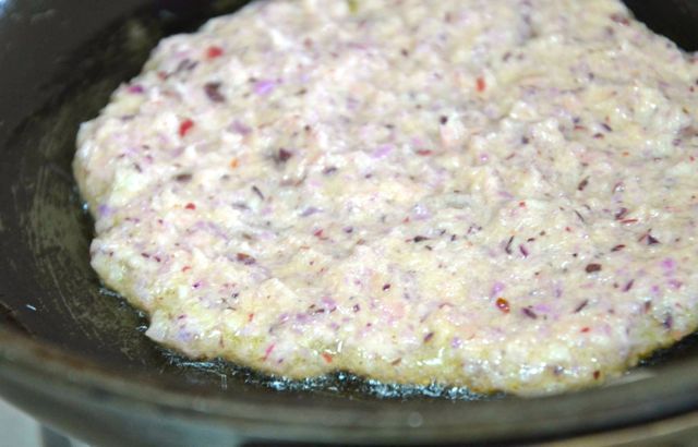 Gamjajeon frying in pan