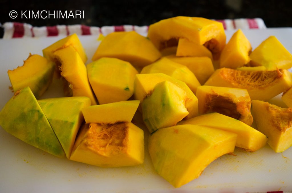 Hobakjuk-Kabocha Squash Peeled and cut