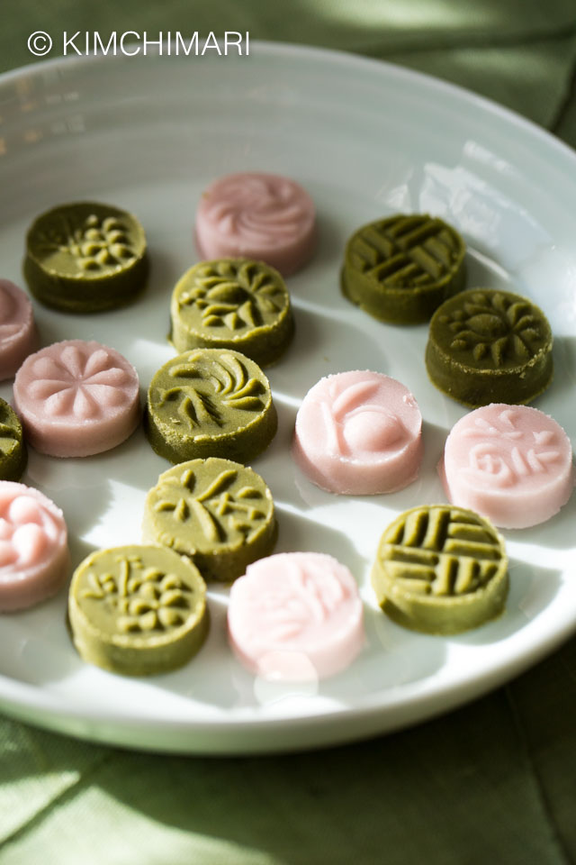 Green Tea and Omija Tea Cookies in various designs