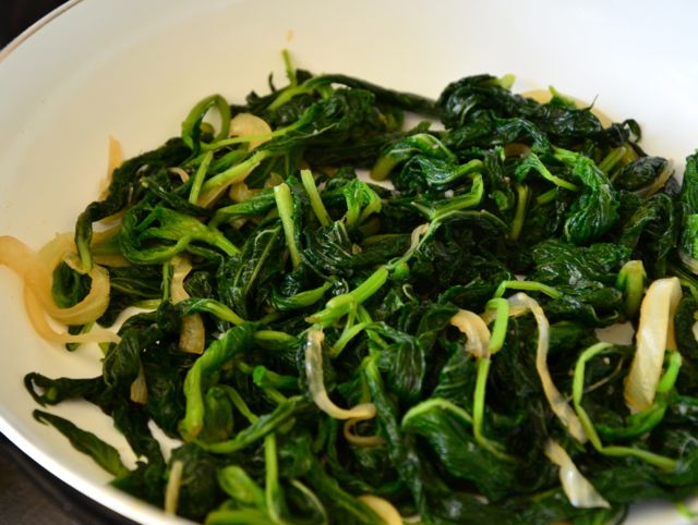 Seasoned and sauteed perilla kkaetnip namul