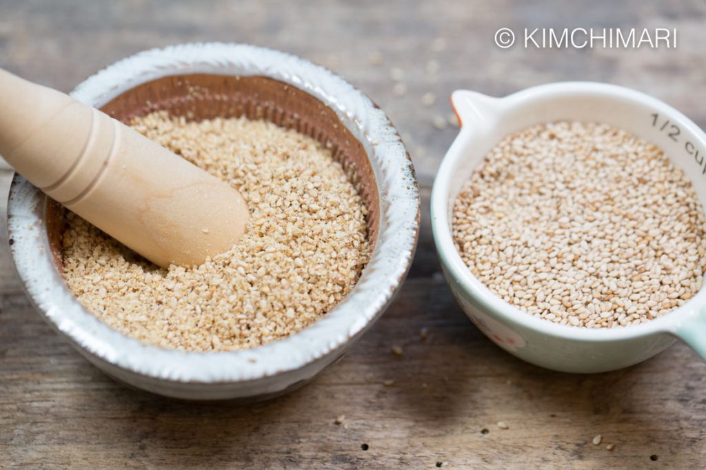 crushing sesame seeds for filling