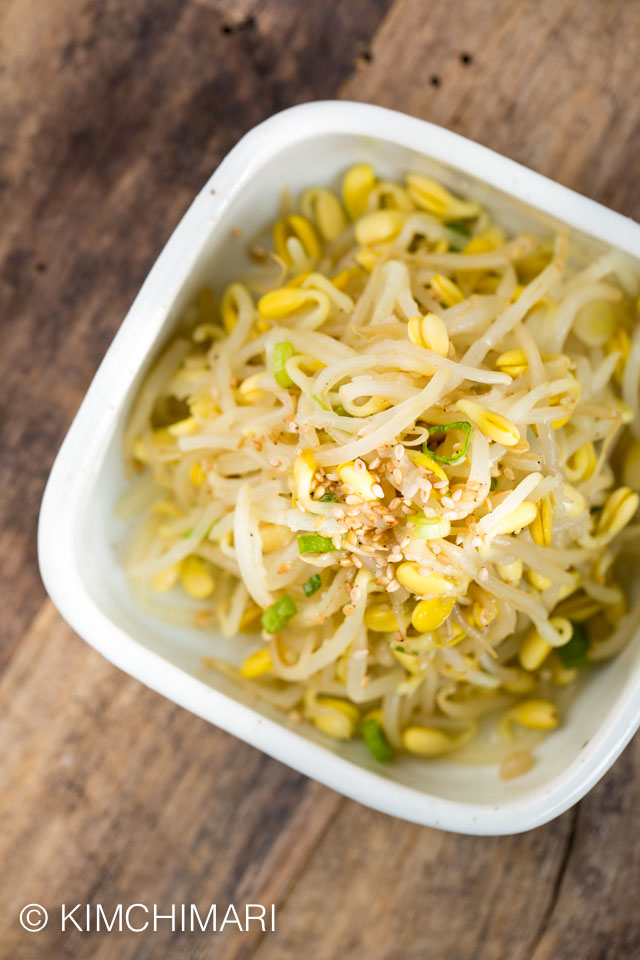 Top view of soybean sprouts side dish in square plate