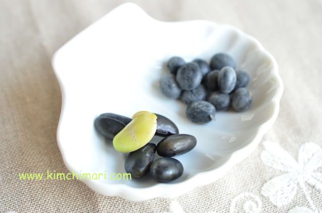 dry vs soaked black soy beans