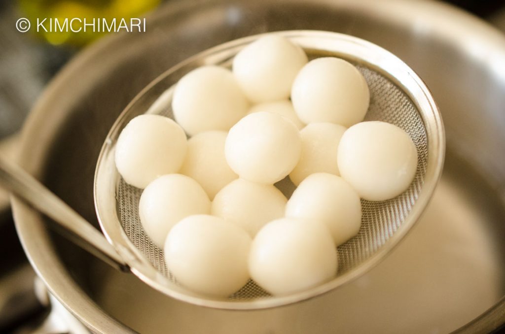 Sweet Rice Balls-SaeAlShim Cooked