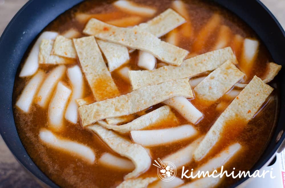 spicy rice cakes bubbling in pan